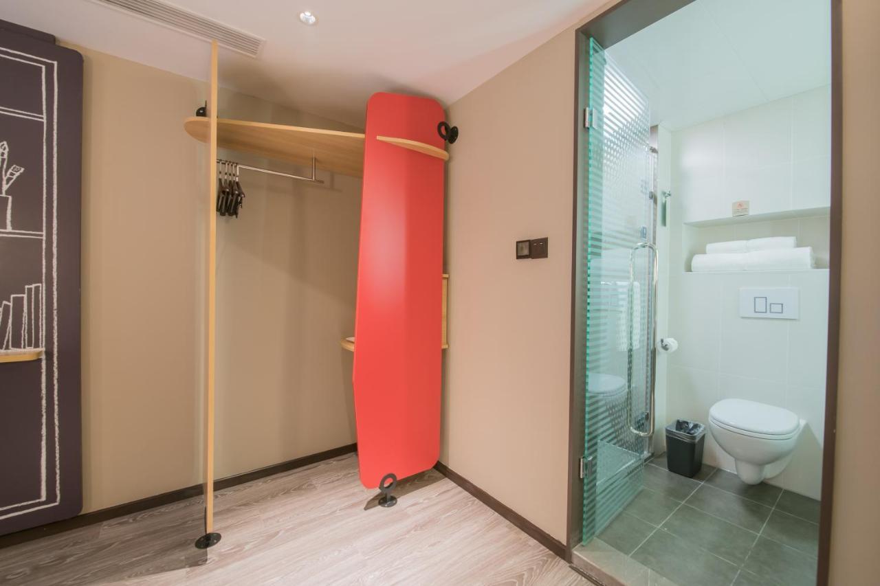 Ibis Chengdu Yongfeng Hotel Exterior photo